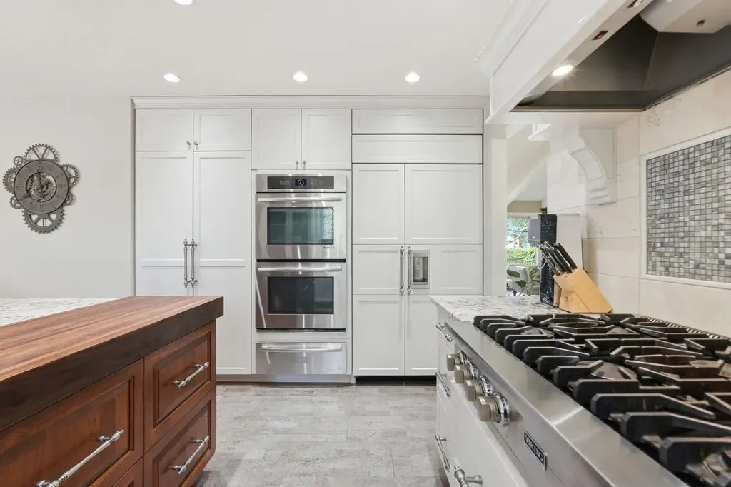 1128 Kildonan Place SW Calgary AB T2V 4B1