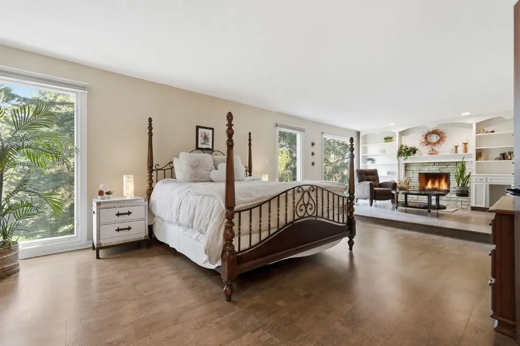 1128 Kildonan Place SW Calgary AB T2V 4B1