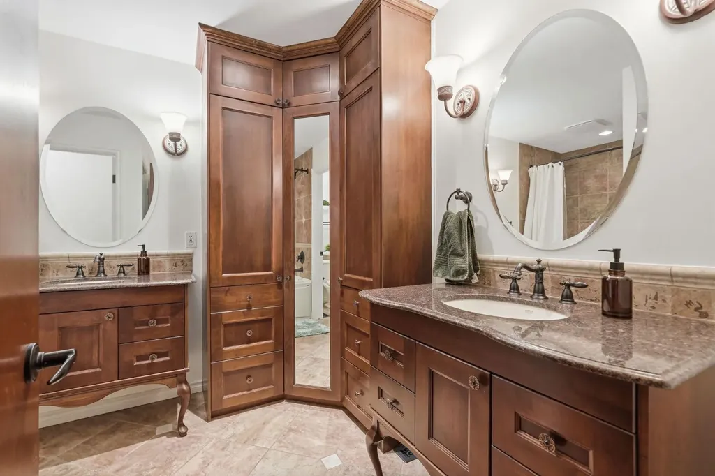 1128 Kildonan Place SW Calgary AB T2V 4B1