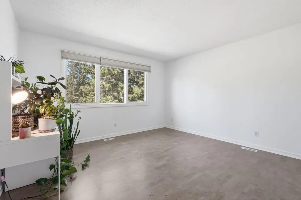 1128 Kildonan Place SW Calgary AB T2V 4B1