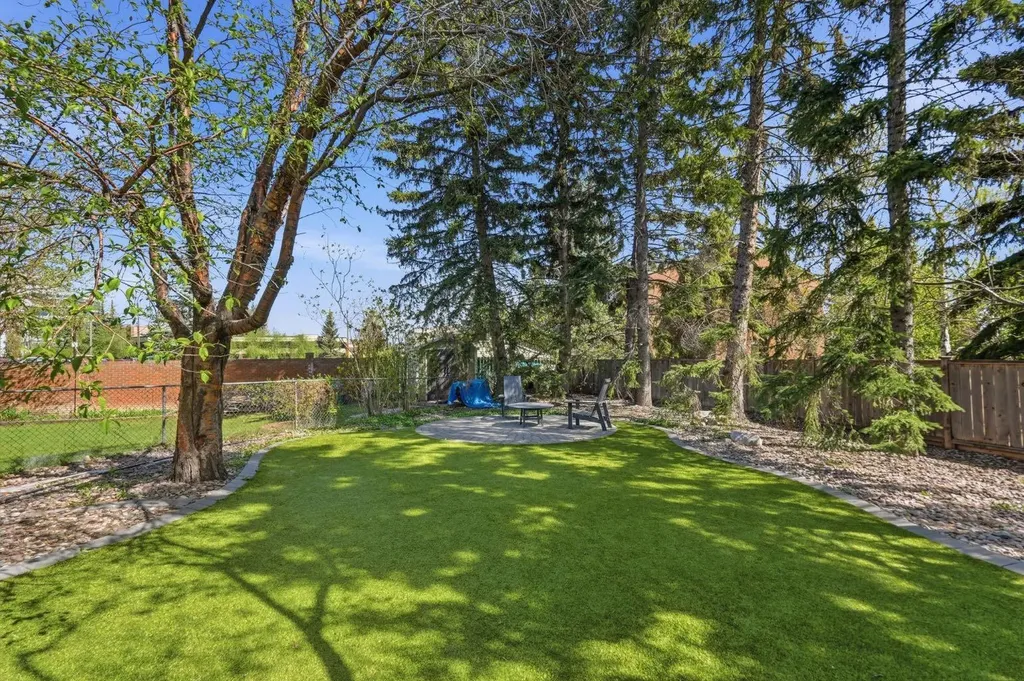 1128 Kildonan Place SW Calgary AB T2V 4B1