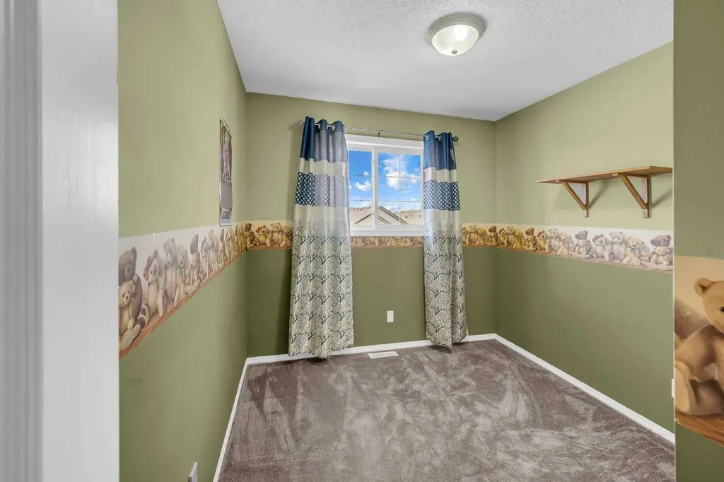6 Saddlemont Way NE Calgary AB T3J 4V2