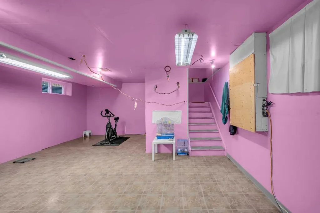 6 Saddlemont Way NE Calgary AB T3J 4V2