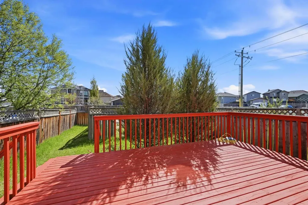 6 Saddlemont Way NE Calgary AB T3J 4V2