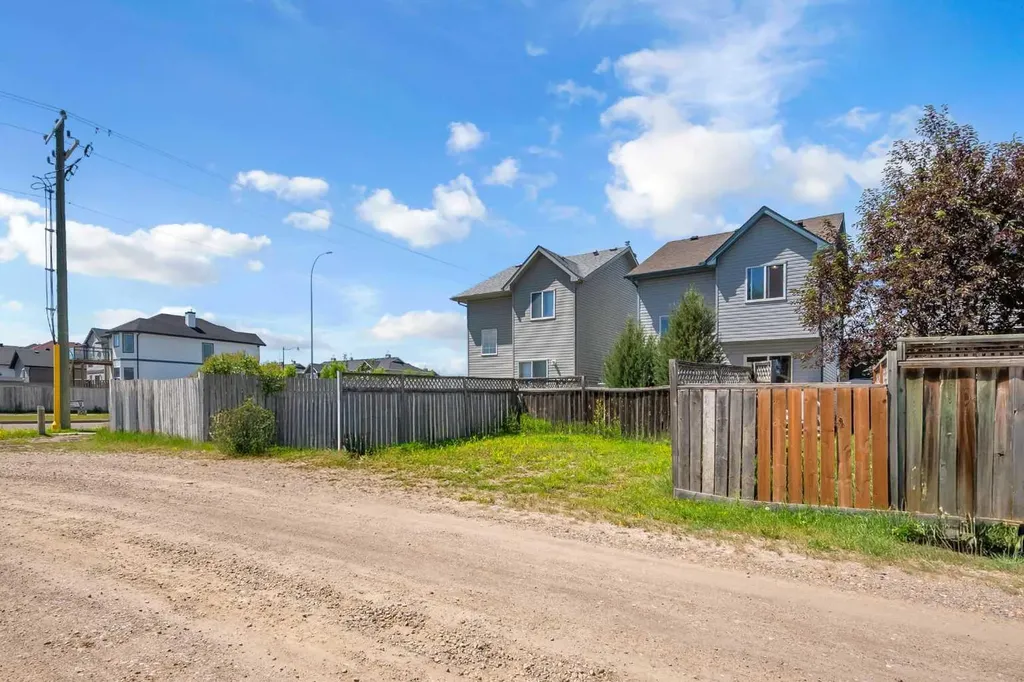 6 Saddlemont Way NE Calgary AB T3J 4V2