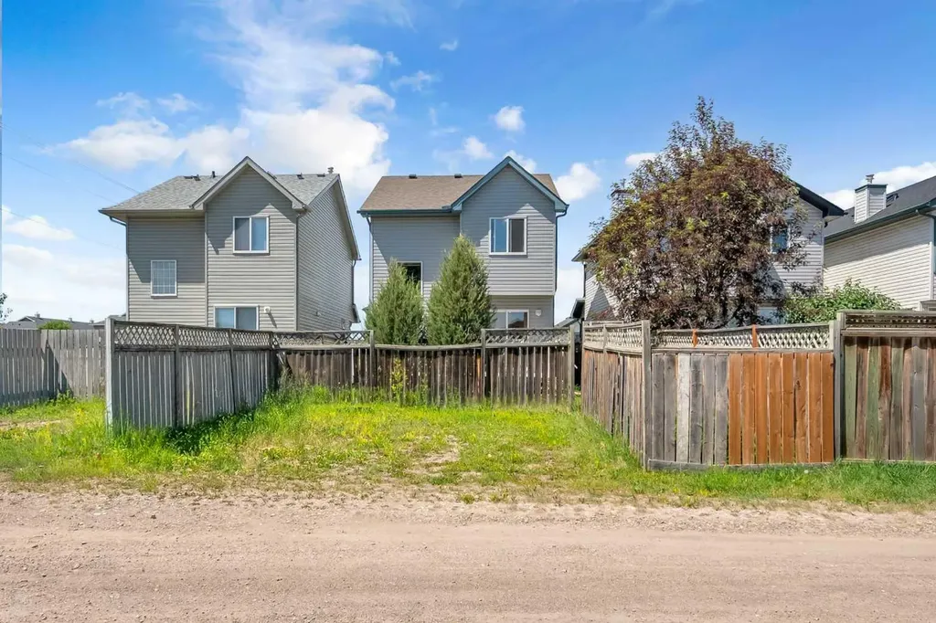 6 Saddlemont Way NE Calgary AB T3J 4V2