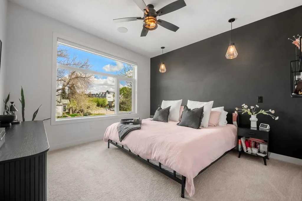 1303 18 Avenue NW Calgary AB T2M 0W5