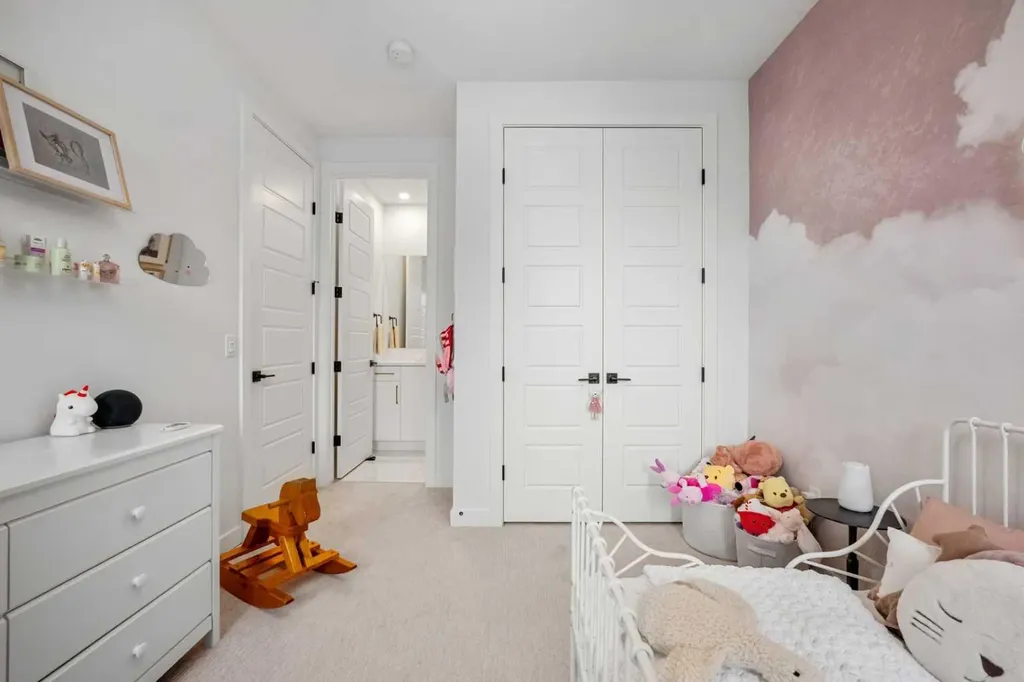 1303 18 Avenue NW Calgary AB T2M 0W5