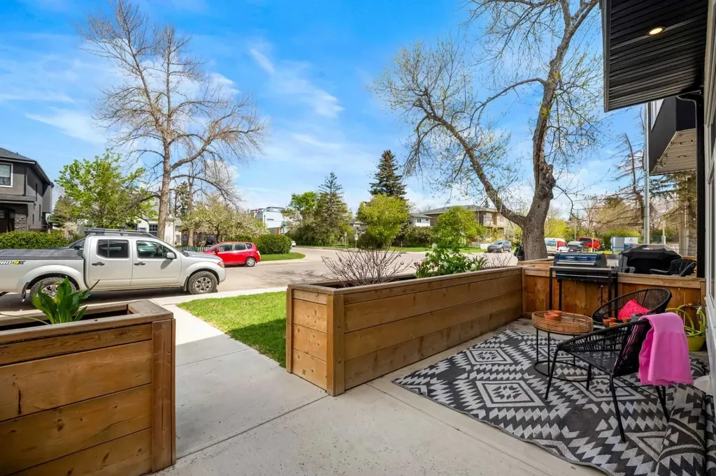 1303 18 Avenue NW Calgary AB T2M 0W5