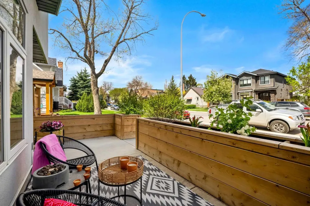 1303 18 Avenue NW Calgary AB T2M 0W5