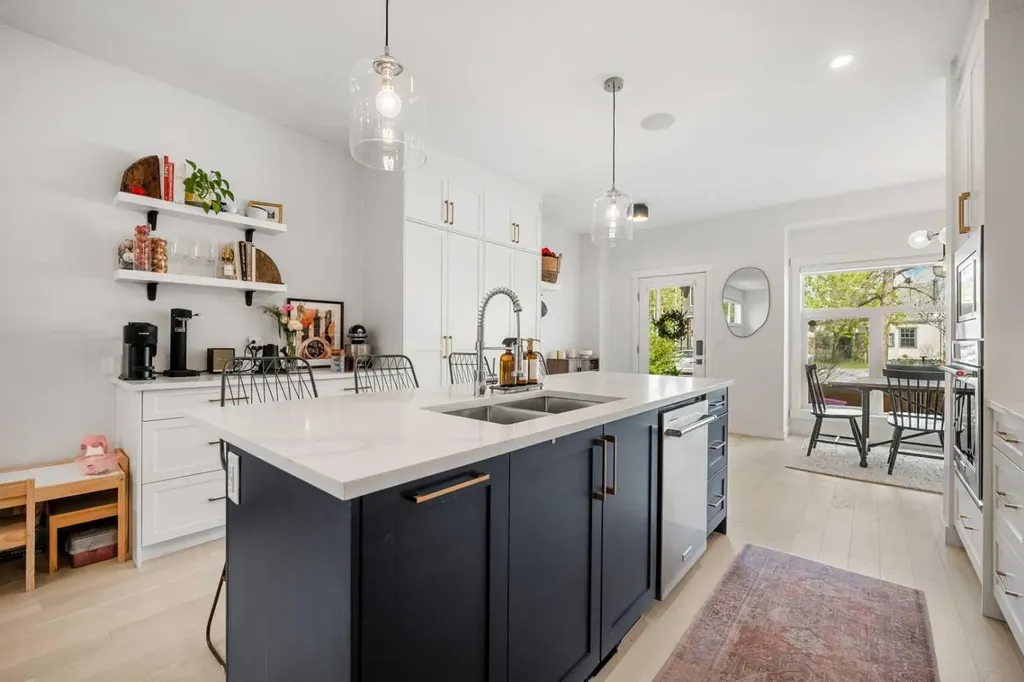 1303 18 Avenue NW Calgary AB T2M 0W5