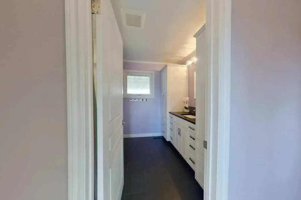 2169 20 Avenue SE Medicine Hat AB T1A 3X8
