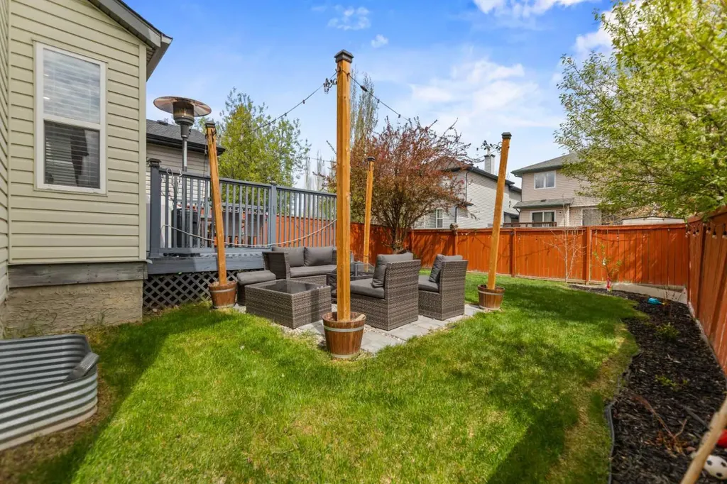 182 Tuscany Ravine Road NW Calgary AB T3L 2T1