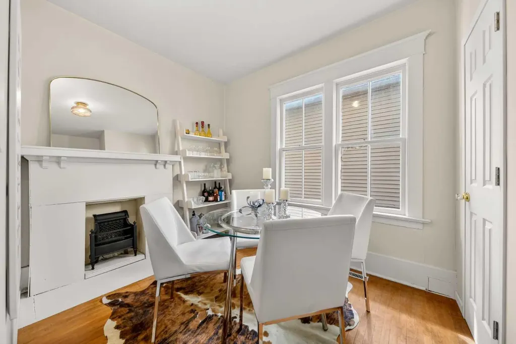 317 21 Avenue SW Calgary AB T2S 0G7