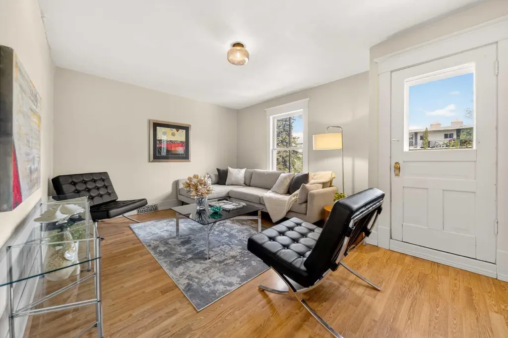 317 21 Avenue SW Calgary AB T2S 0G7
