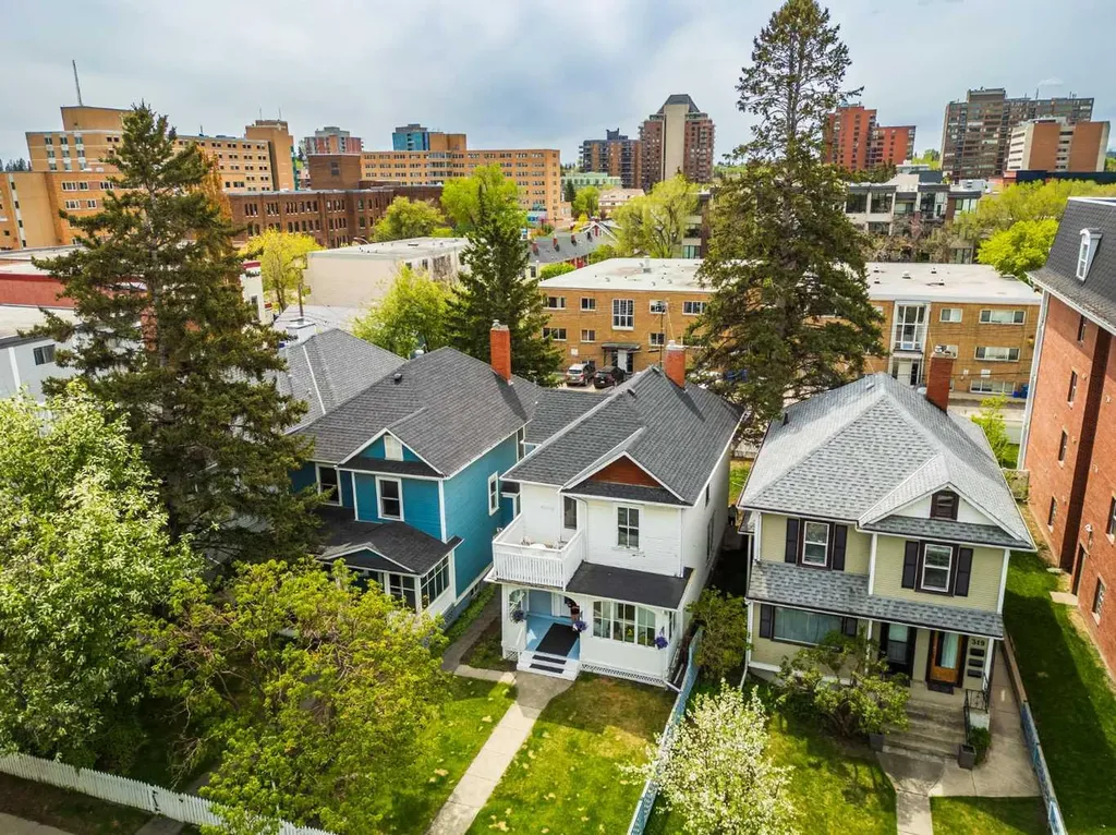 317 21 Avenue SW Calgary AB T2S 0G7