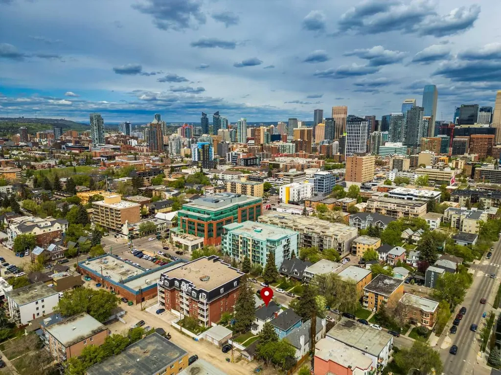 317 21 Avenue SW Calgary AB T2S 0G7