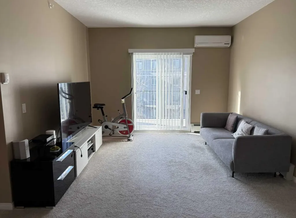 175 Panatella Hill NW Calgary AB T3K 0V9