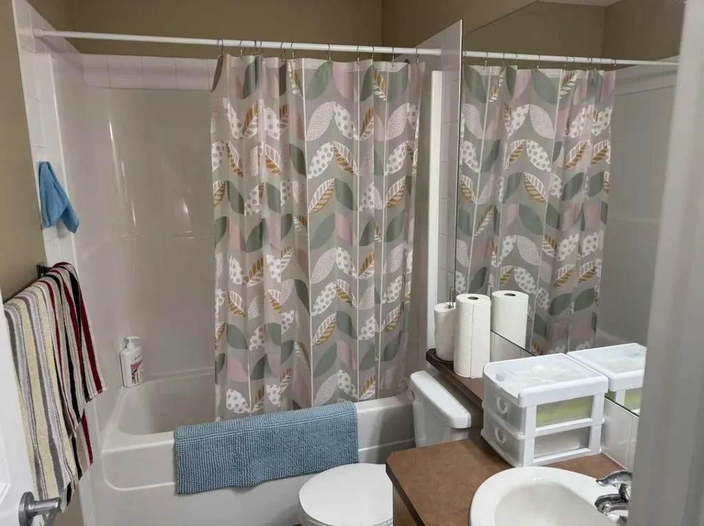 175 Panatella Hill NW Calgary AB T3K 0V9