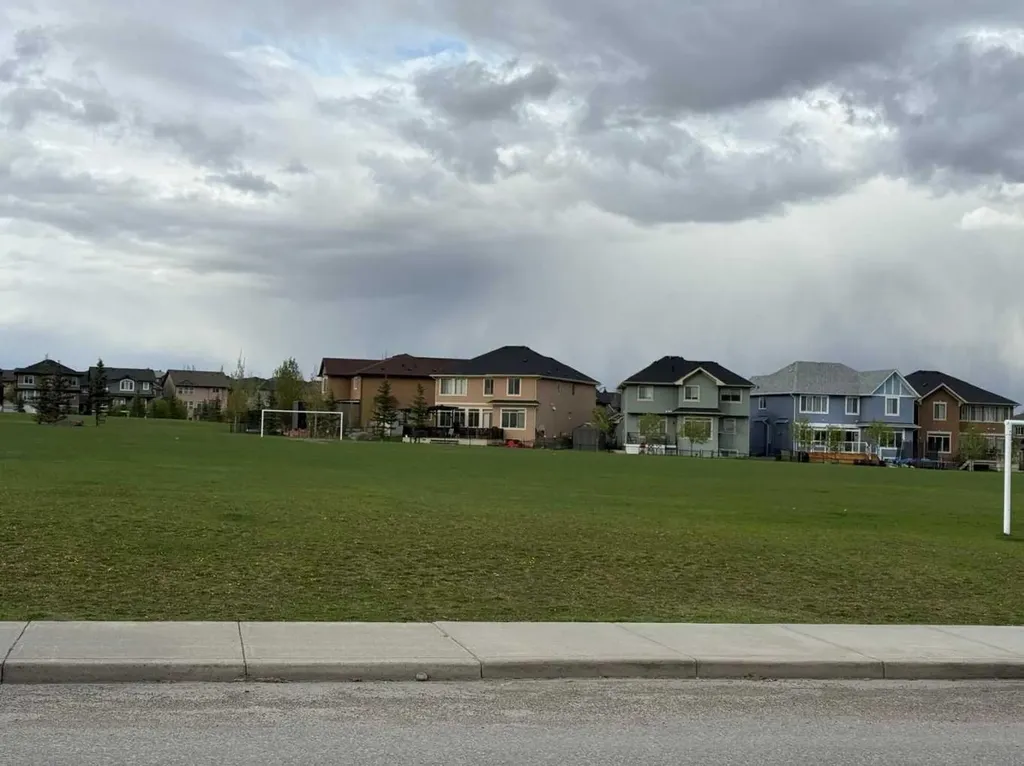 175 Panatella Hill NW Calgary AB T3K 0V9