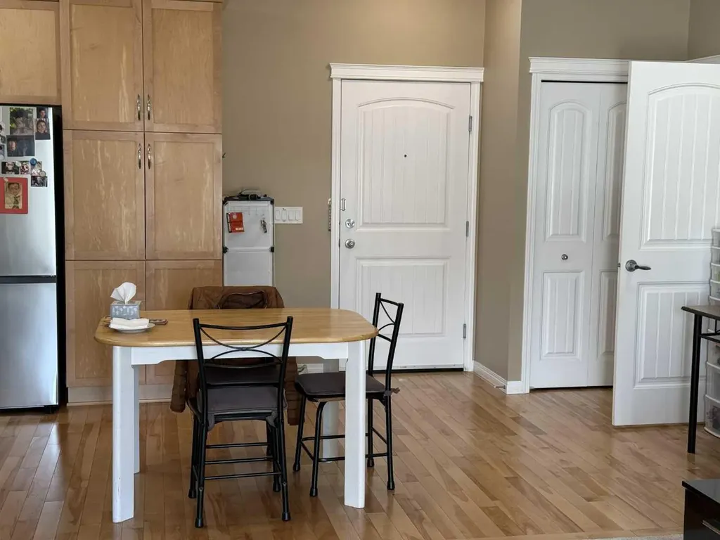 175 Panatella Hill NW Calgary AB T3K 0V9