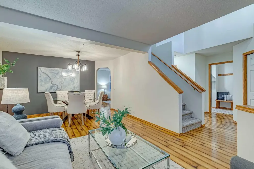 268 Mt Brewster Circle SE Calgary AB t2z3j2