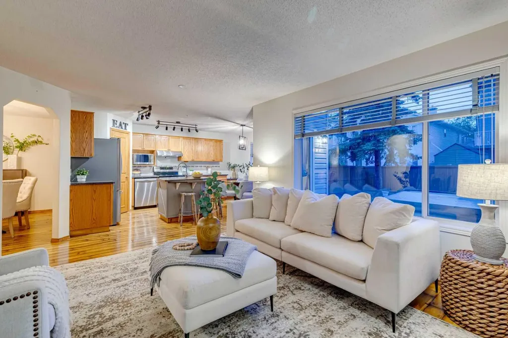 268 Mt Brewster Circle SE Calgary AB t2z3j2