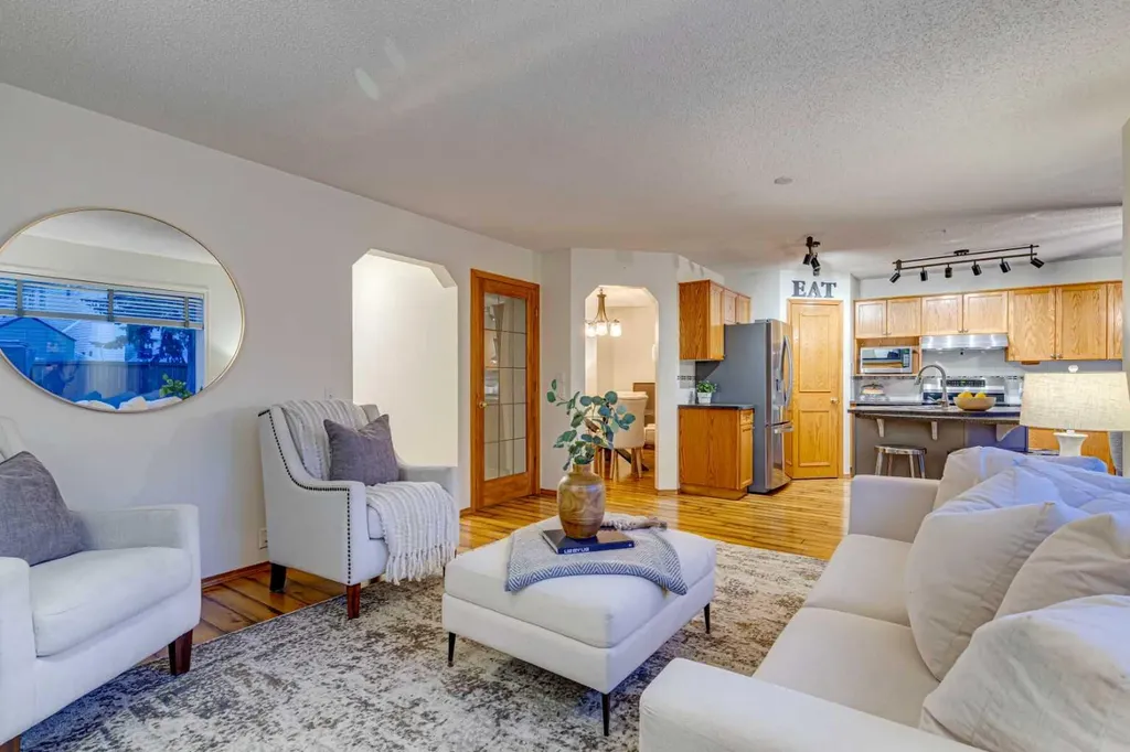 268 Mt Brewster Circle SE Calgary AB t2z3j2
