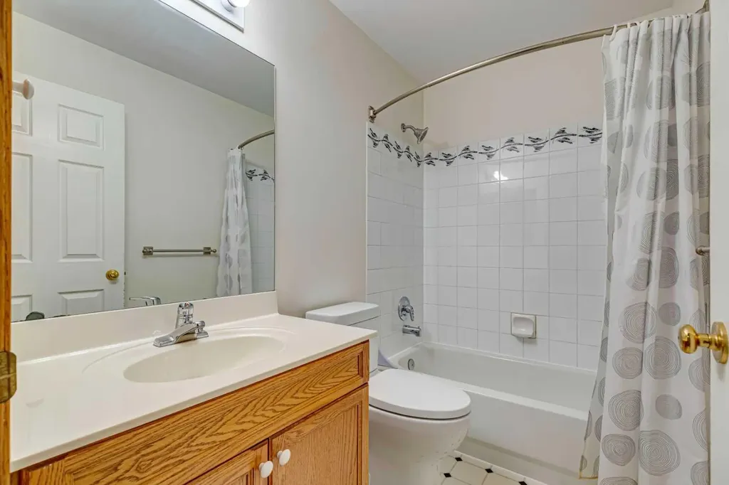 268 Mt Brewster Circle SE Calgary AB t2z3j2