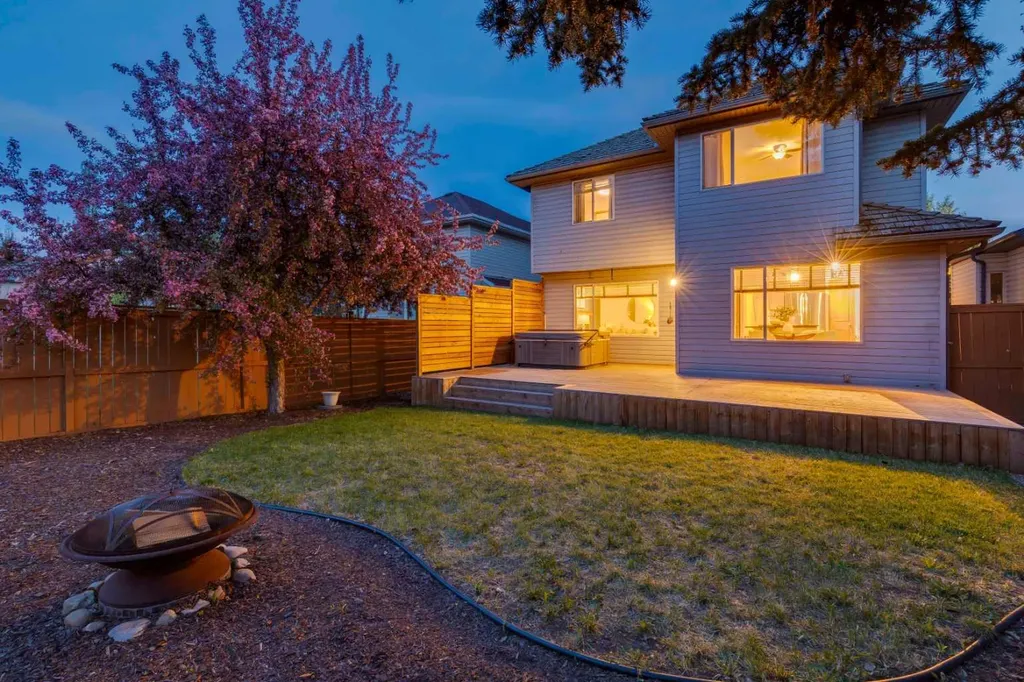 268 Mt Brewster Circle SE Calgary AB t2z3j2