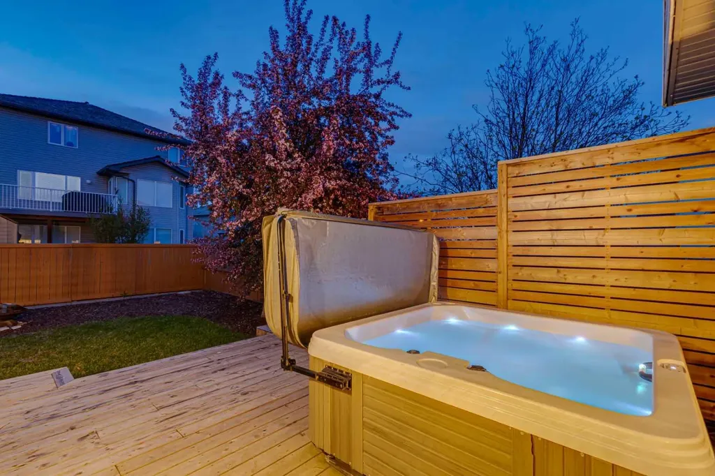 268 Mt Brewster Circle SE Calgary AB t2z3j2