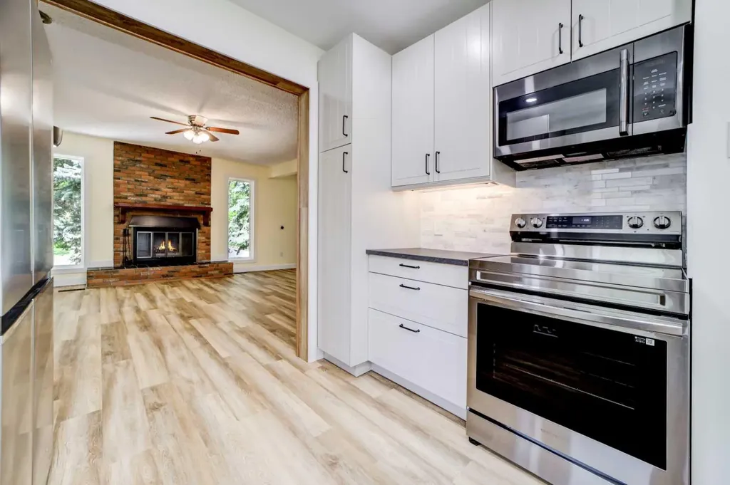 1236 8a Avenue S Lethbridge AB T1J1S5