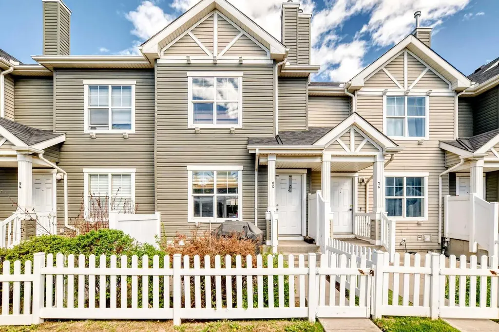 80 Elgin Gardens SE Calgary AB T2Z 4T4