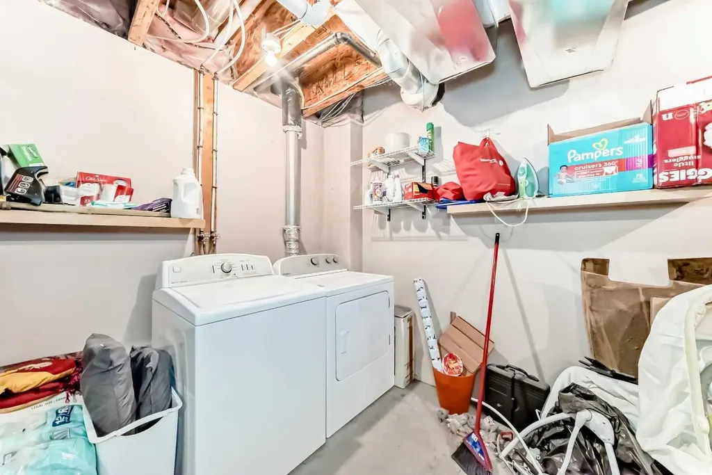 80 Elgin Gardens SE Calgary AB T2Z 4T4