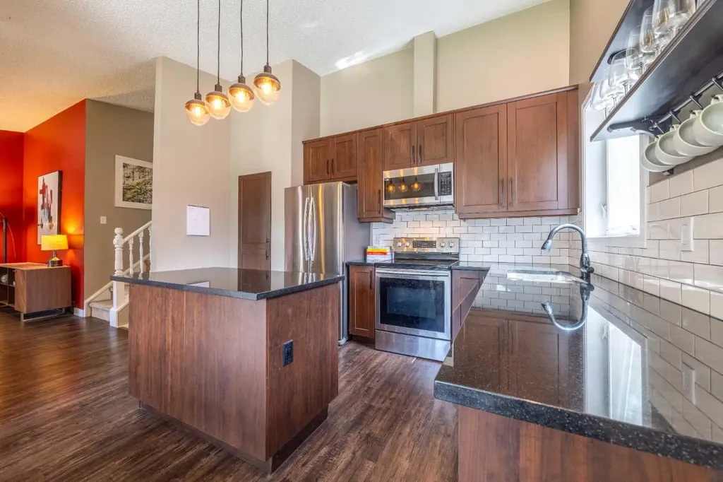 6716 Ranchview Drive NW Calgary AB T3G 1L1