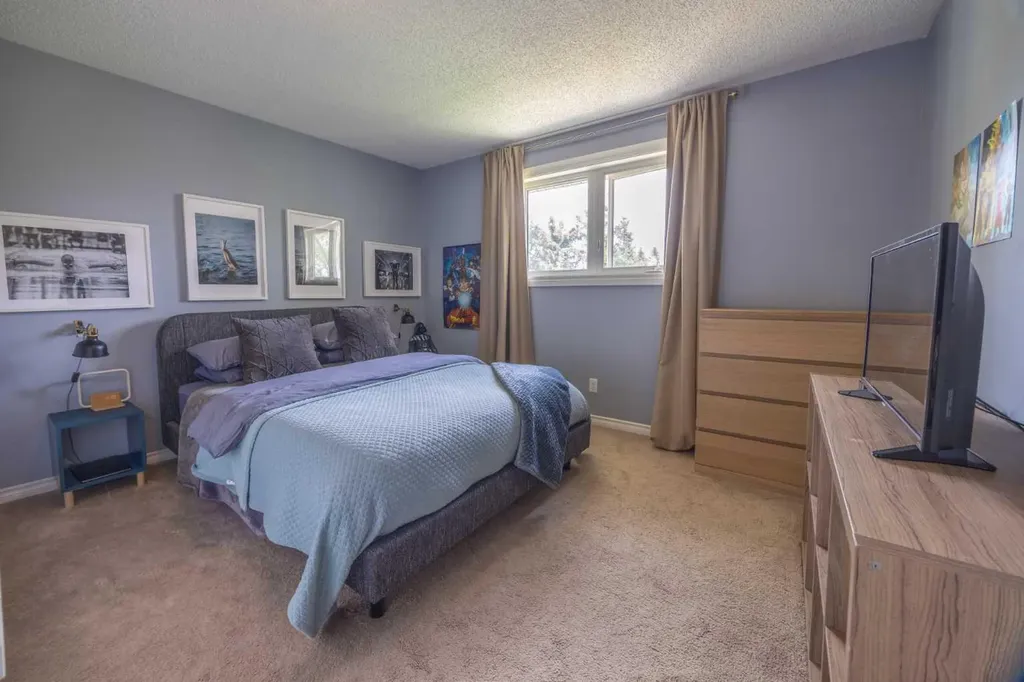 6716 Ranchview Drive NW Calgary AB T3G 1L1