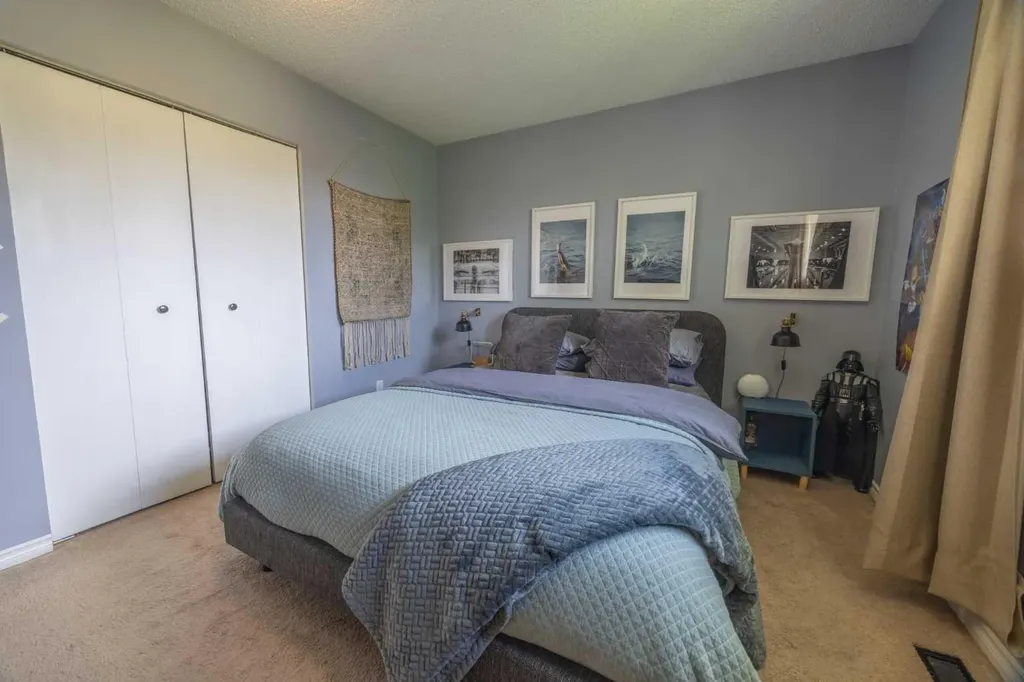 6716 Ranchview Drive NW Calgary AB T3G 1L1