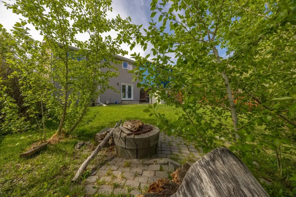 6716 Ranchview Drive NW Calgary AB T3G 1L1