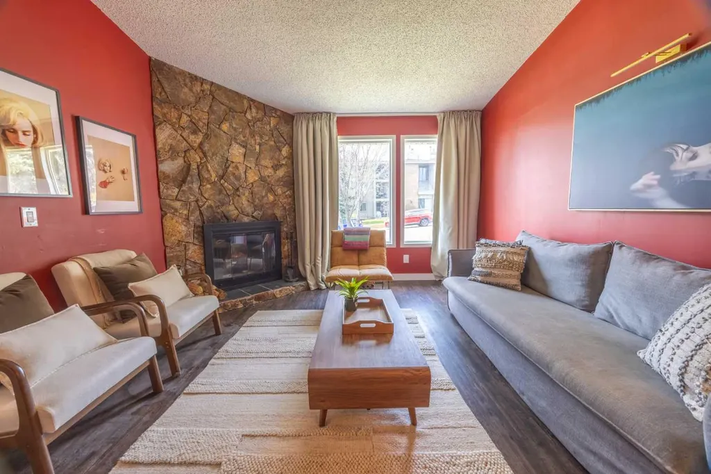 6716 Ranchview Drive NW Calgary AB T3G 1L1