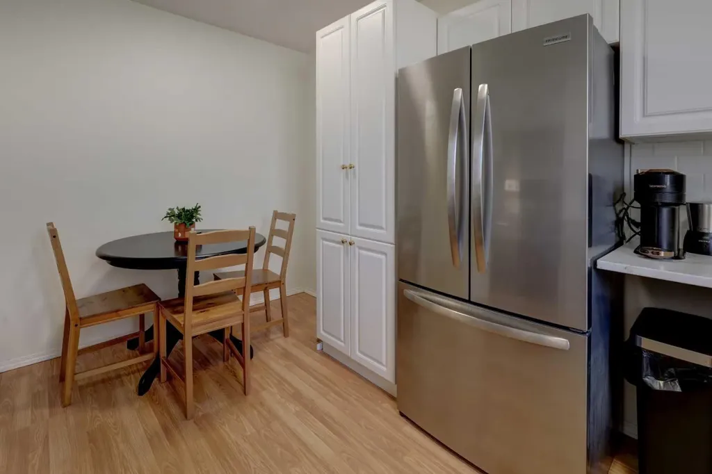 707 Westmount Drive Strathmore AB T1P 1A9