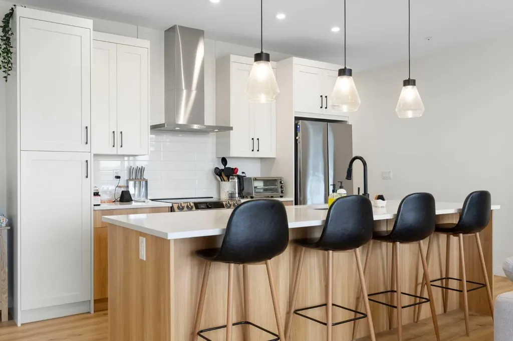 200 Seton Circle SE Calgary AB T3M 3N8