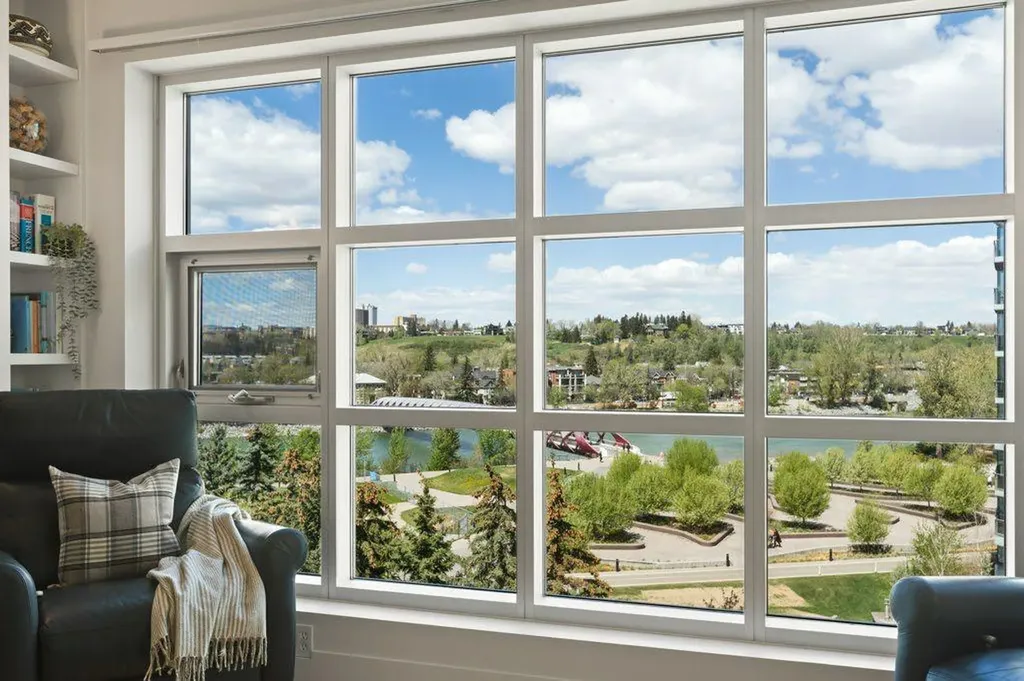 110 7 Street SW Calgary AB T2P 5M9
