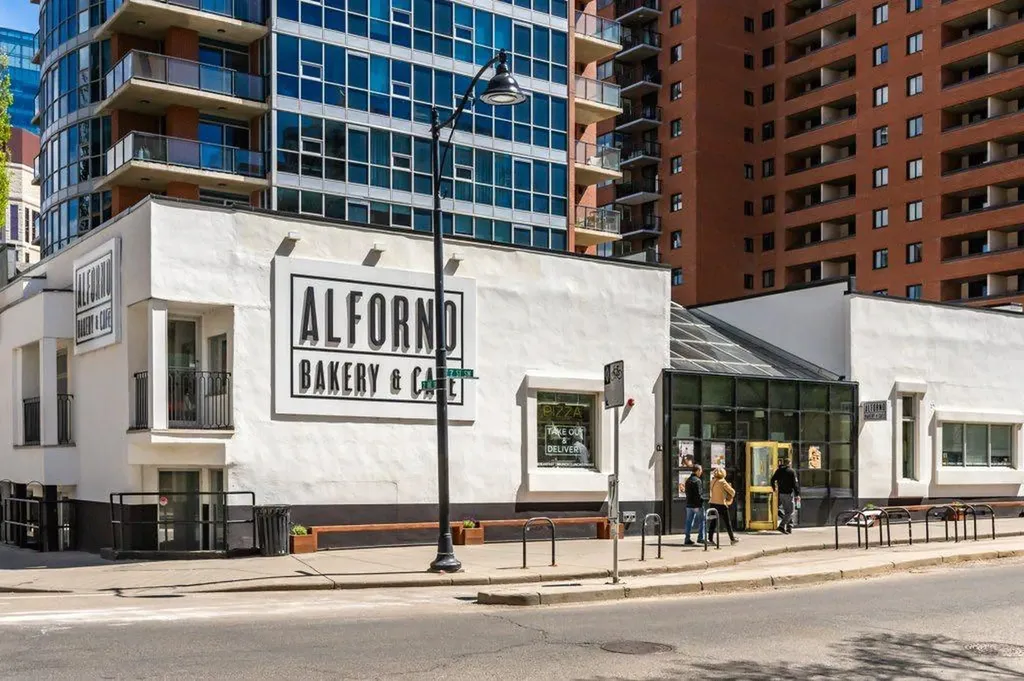 110 7 Street SW Calgary AB T2P 5M9