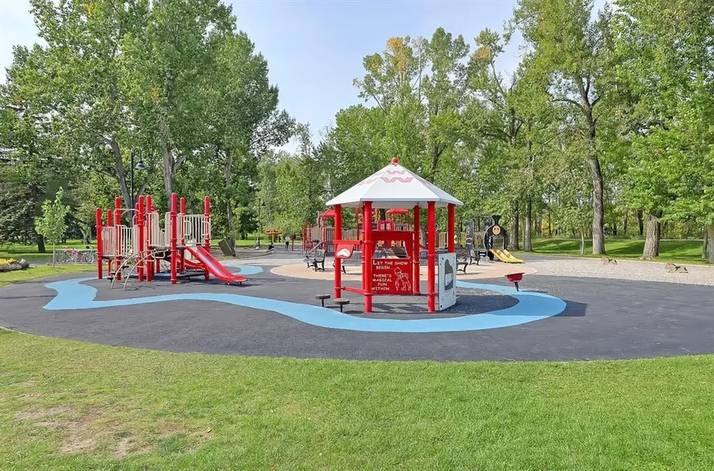 110 7 Street SW Calgary AB T2P 5M9