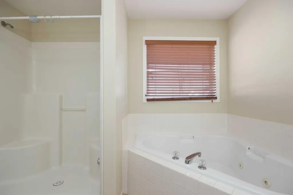 240 Laffont Way Fort Mcmurray AB T9K 2W2