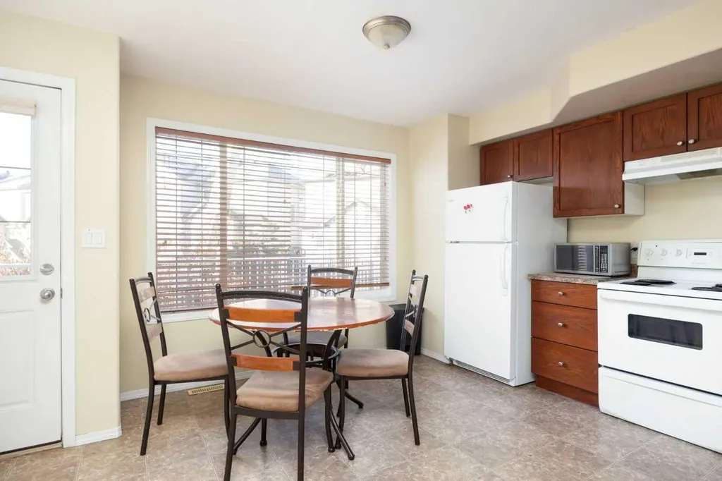 240 Laffont Way Fort Mcmurray AB T9K 2W2