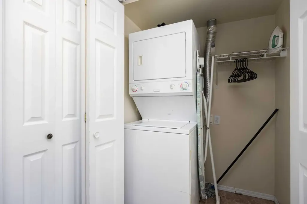 240 Laffont Way Fort Mcmurray AB T9K 2W2