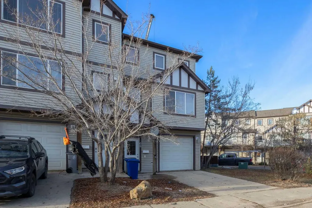240 Laffont Way Fort Mcmurray AB T9K 2W2