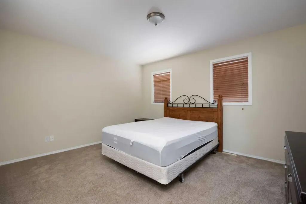 240 Laffont Way Fort Mcmurray AB T9K 2W2