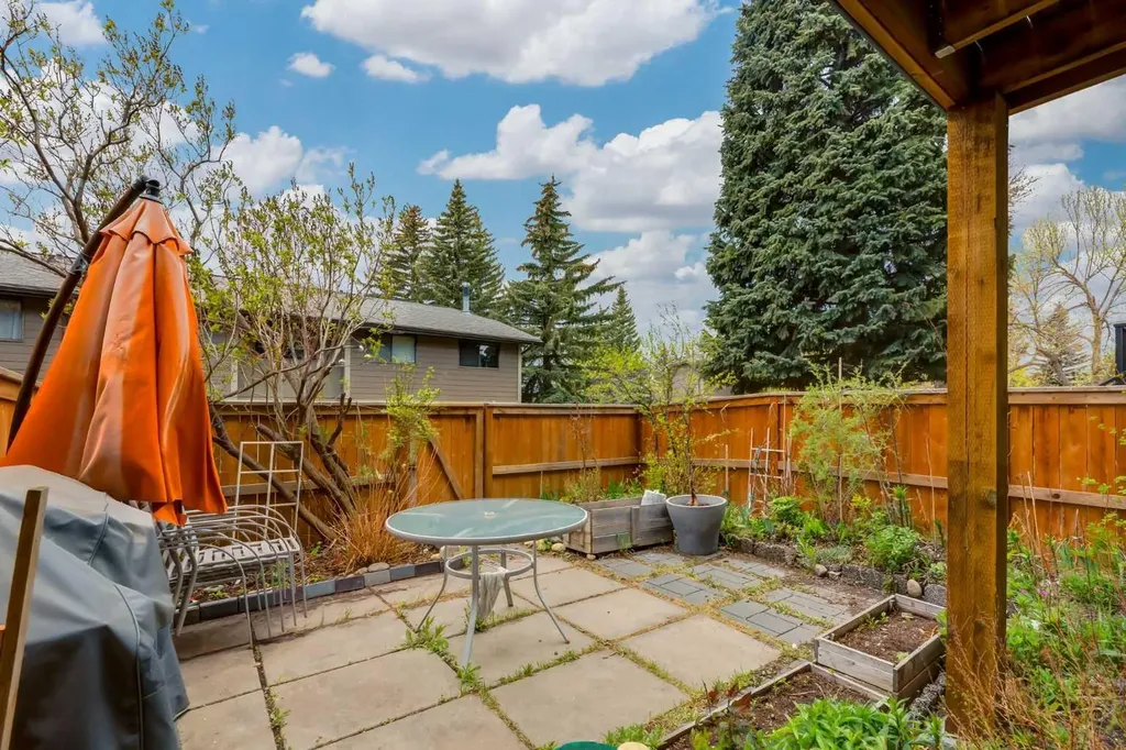 5019 46 Avenue SW Calgary AB T3E 6R1